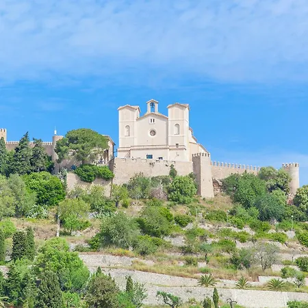 Villa Na Valenta *