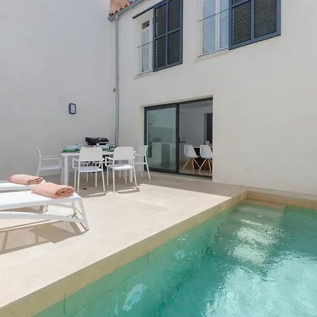 Villa Na Valenta *
